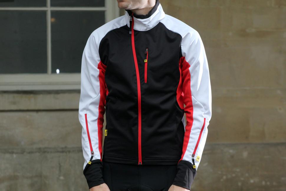 Review Mavic Sprint Thermo Jacket road.cc